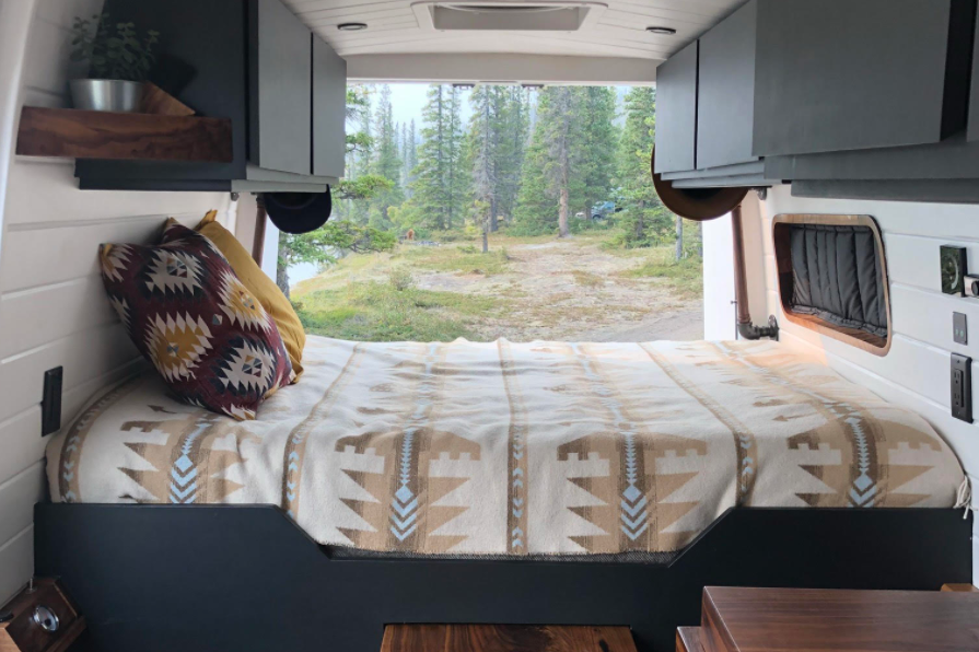 Freeda - Mercedes-Benz Sprinter 144wb Campervan