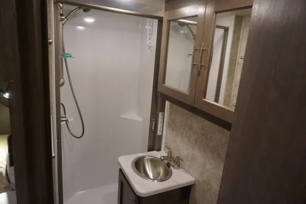 Ted's Adventurer Motorhome - 2019 Class C