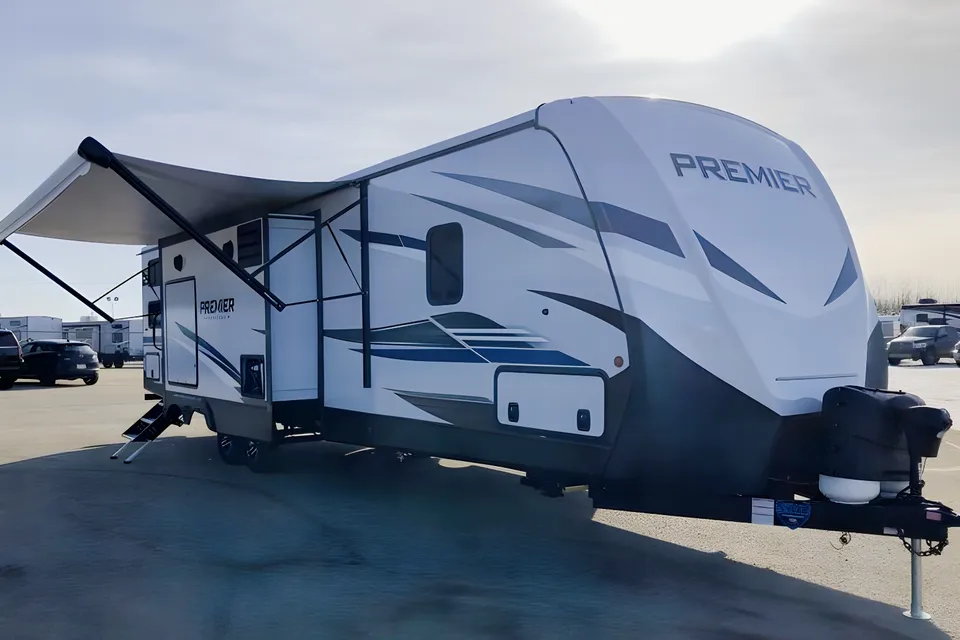Spacious & Stylish Travel Trailer