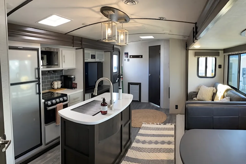 Spacious & Stylish Travel Trailer