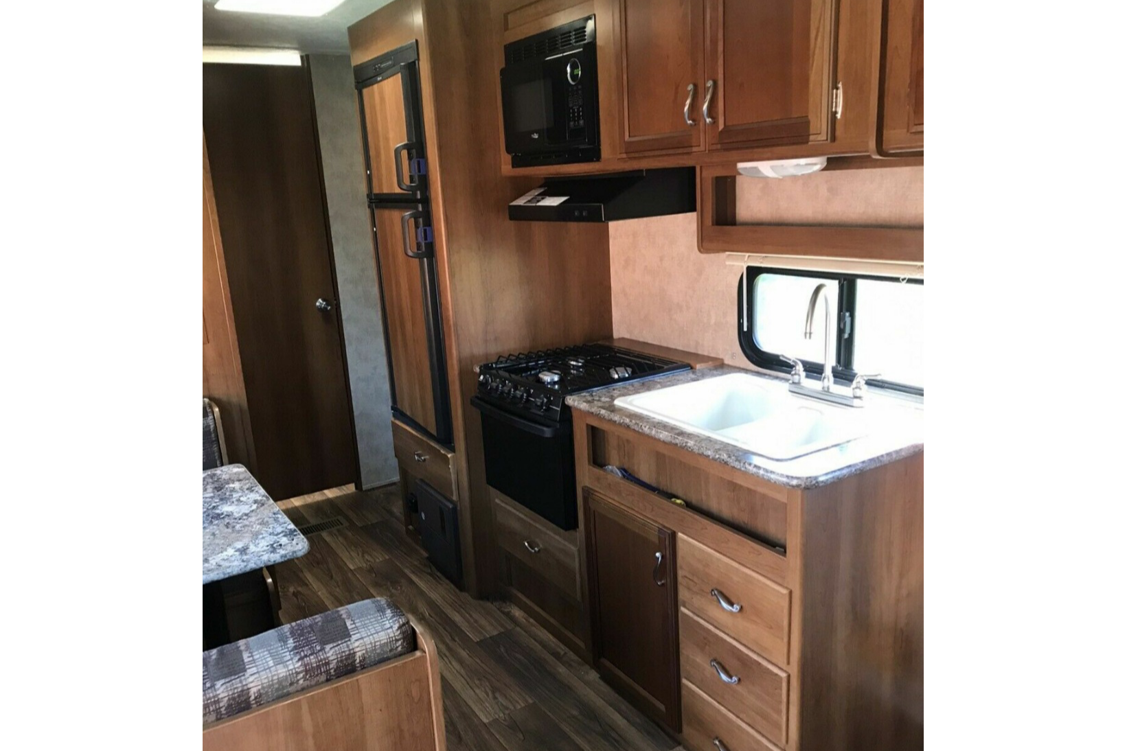 Charles's Prime Time Avenger  Travel Trailer