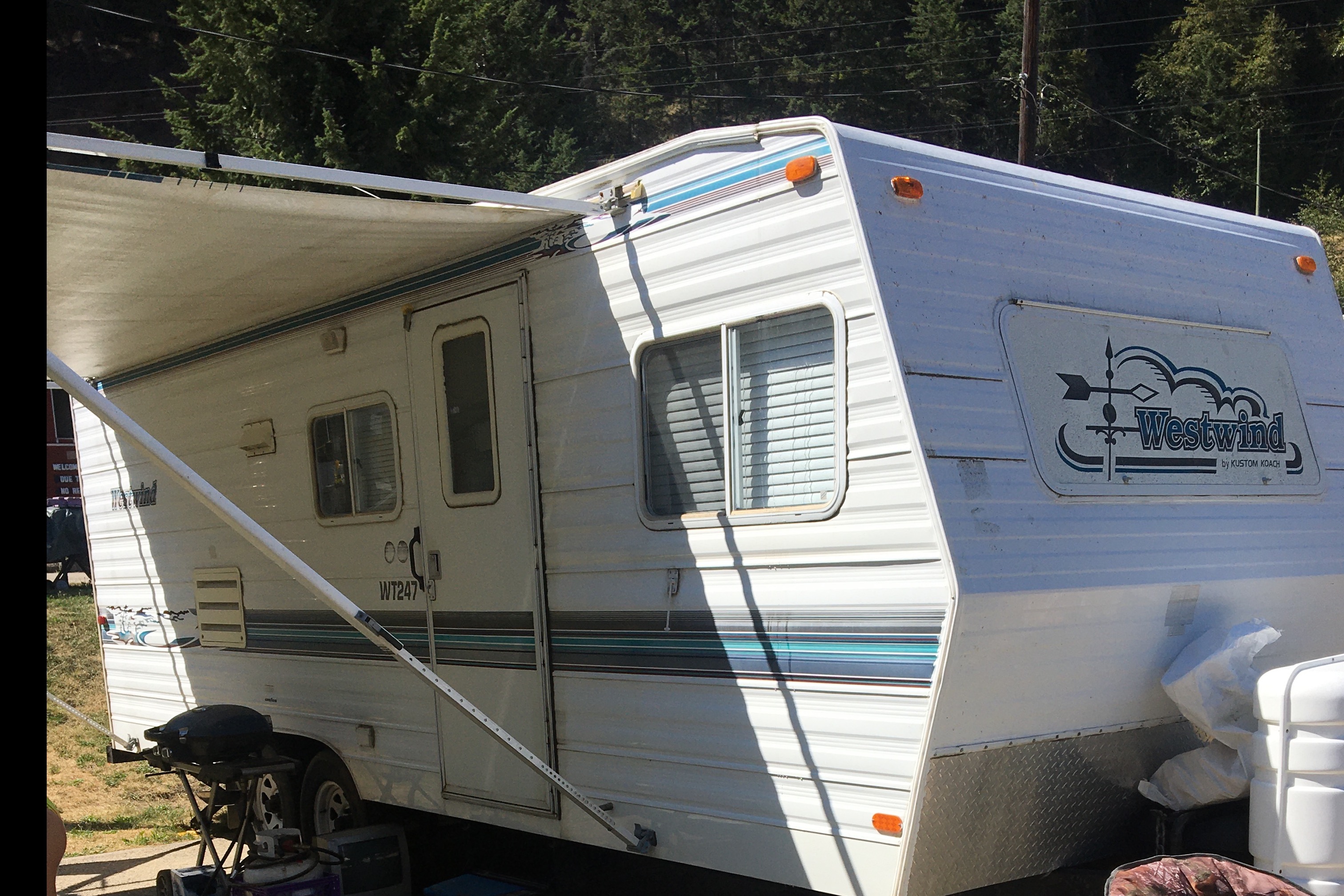 Dan's West wind kustom koachWT 247 Travel Trailer
