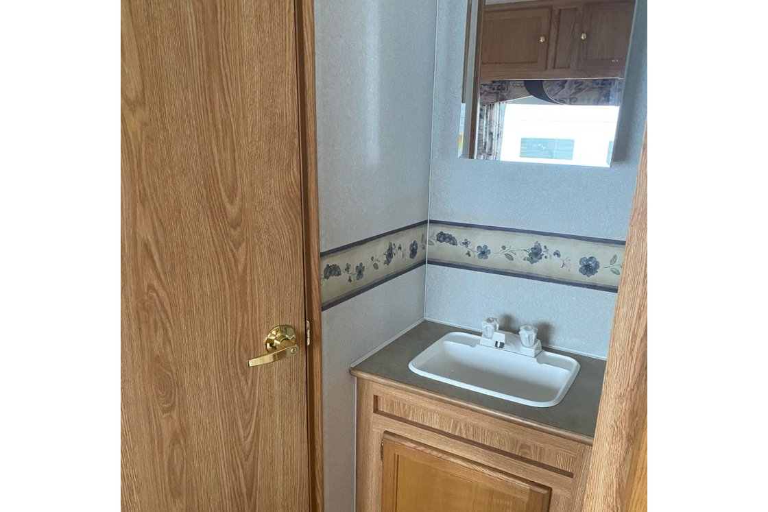 Sleeps 4 - Rustler Towable Trailer