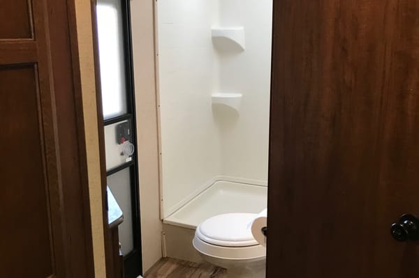 Large family and pet friendly!