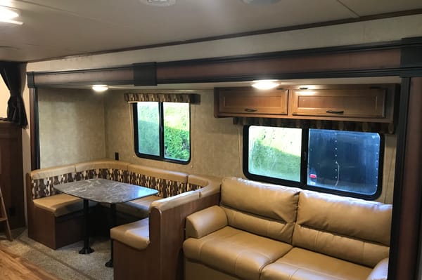 Large family and pet friendly!