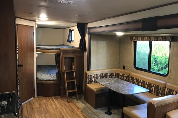 Large family and pet friendly!