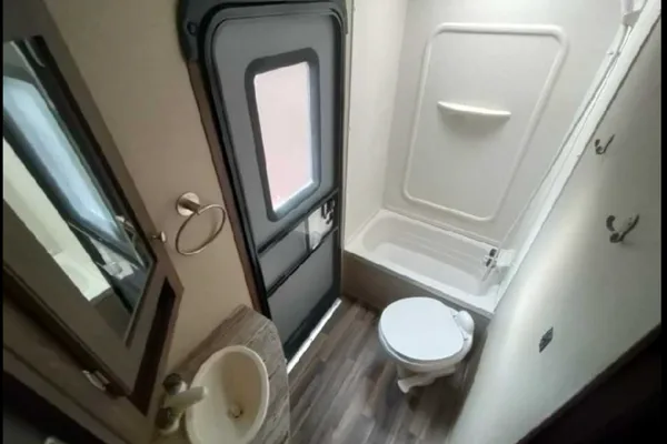 Brown Hornet Travel Trailer-*delivery or pick up available*