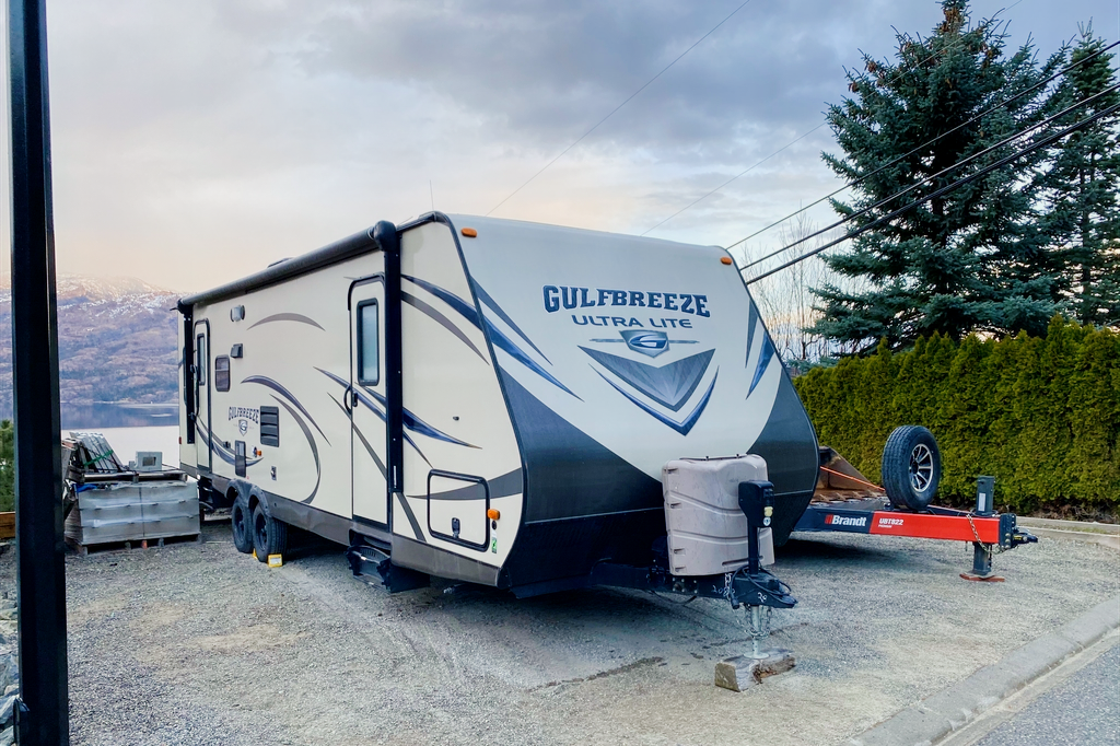 Mike's Gulf Stream 28tcs Travel Trailer