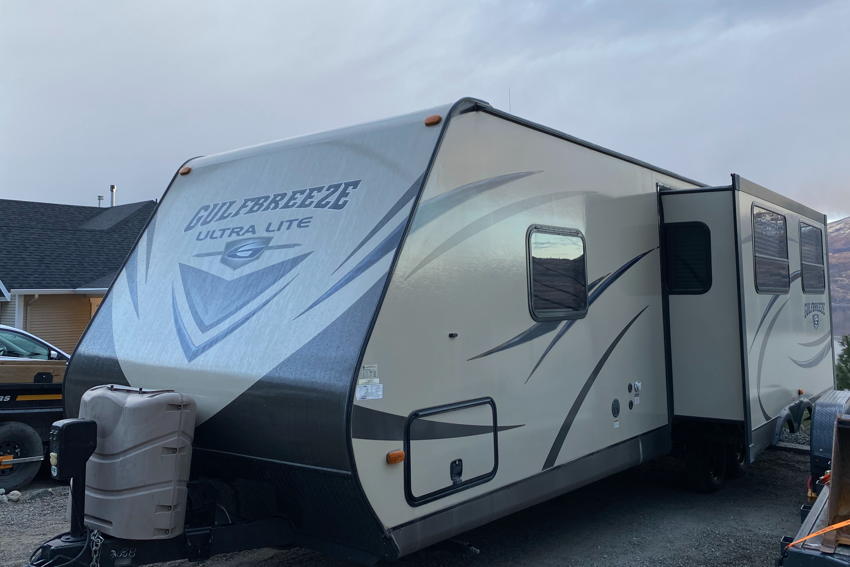 Mike's Gulf Stream 28tcs Travel Trailer