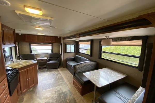 Mike's Gulf Stream 28tcs Travel Trailer