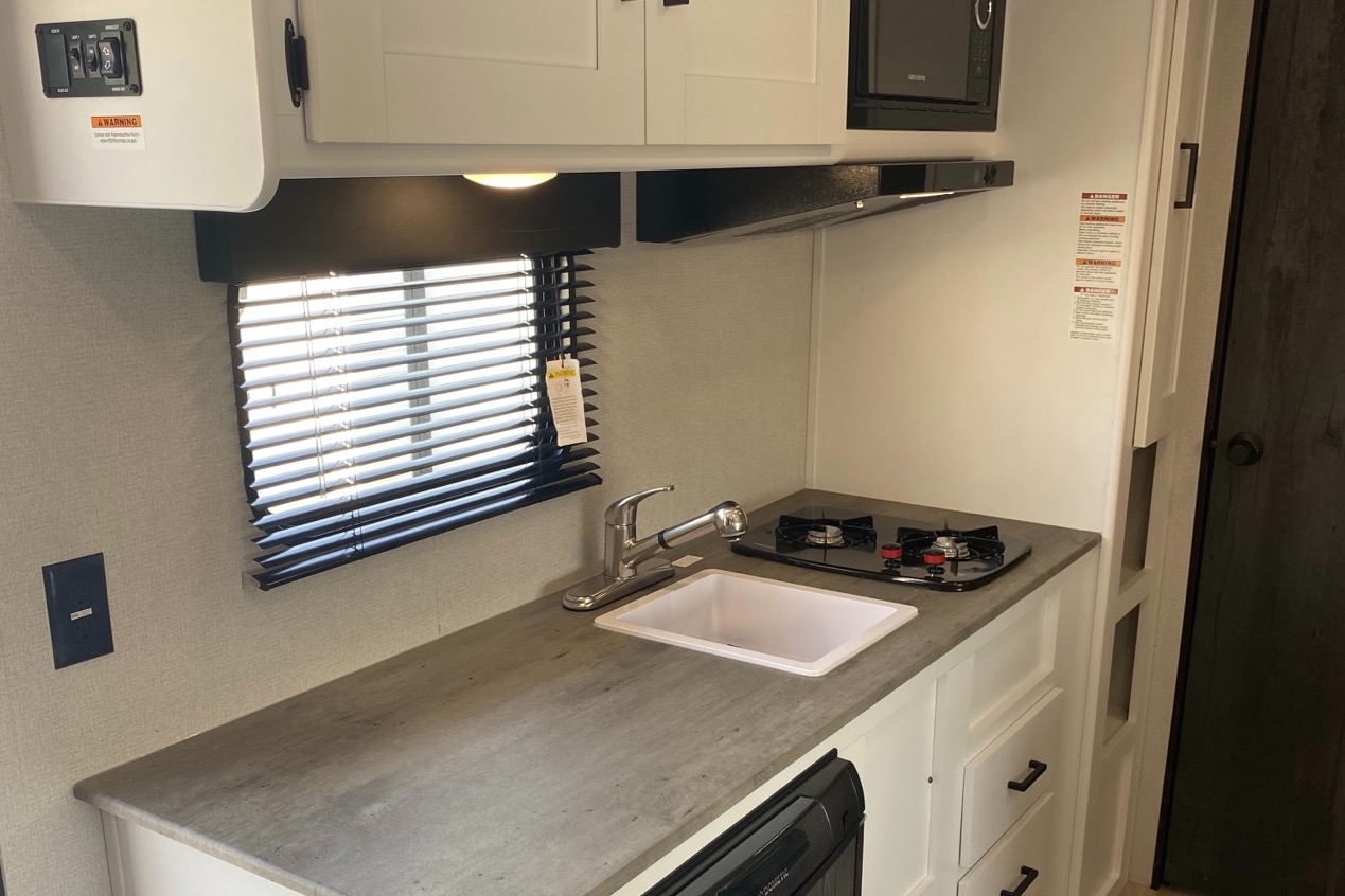  Keystone Hideout Travel Trailer