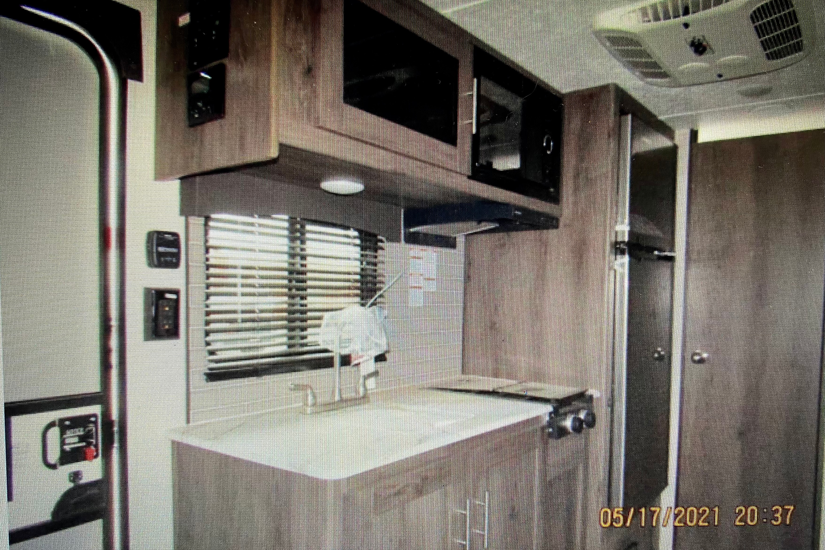 2021 Viking 2  BHS 1-Slide ultra lite Vacation on Wheels