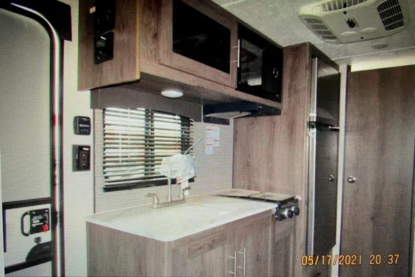 2021 Viking 2 BHS 1-Slide ultra lite Vacation on Wheels