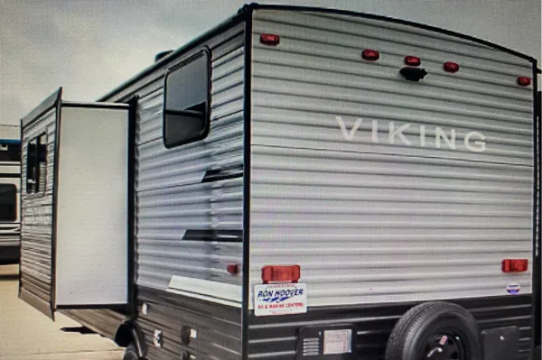 2021 Viking 2 BHS 1-Slide ultra lite Vacation on Wheels