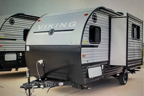 2021 Viking 2 BHS 1-Slide ultra lite Vacation on Wheels