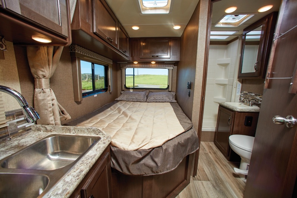 Alex's Thor Motor Coach 2017 Thor Motor Coach - Freedom Elite Class C