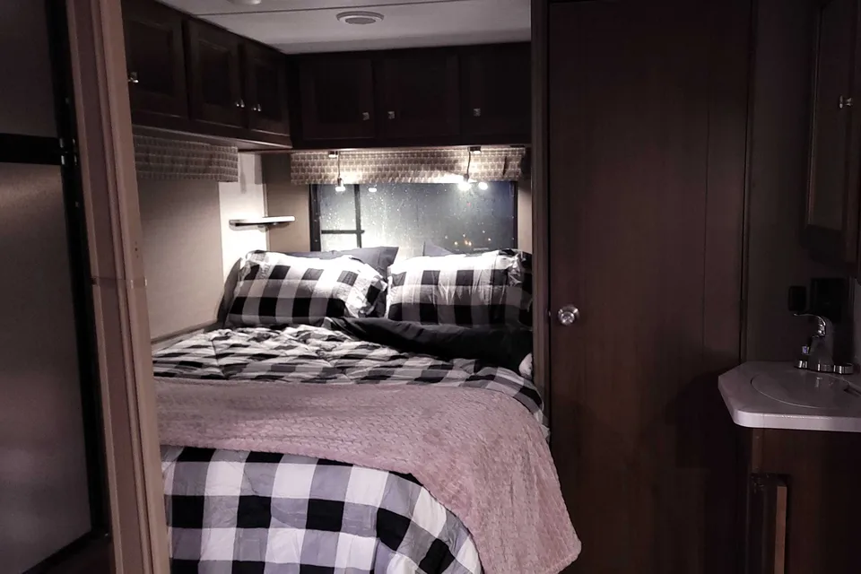 Our Family RV - Forest River Sunseeker Class C