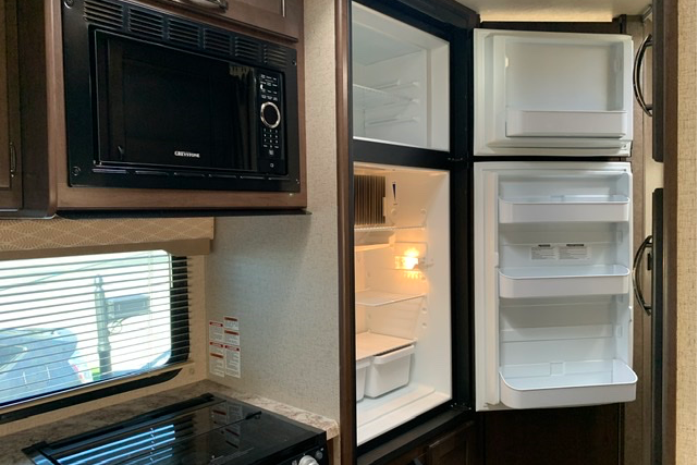 THOR FREEDOM ELITE 24' (SUPER CLEAN)