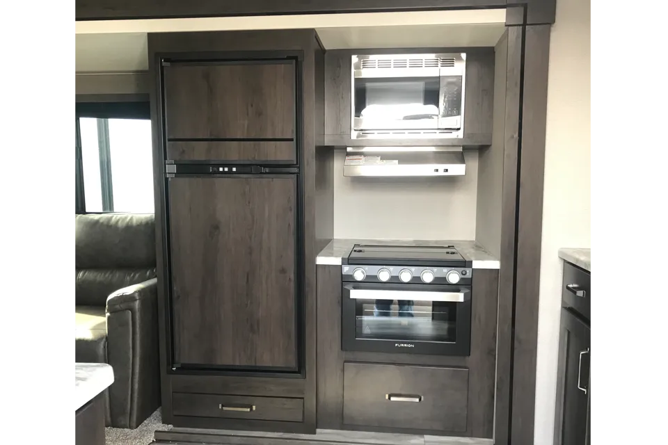 Sarah's and Gavin’s Grand Design Transcend 261BH Travel Trailer
