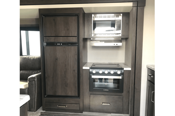 Sarah's and Gavin’s Grand Design Transcend 261BH Travel Trailer