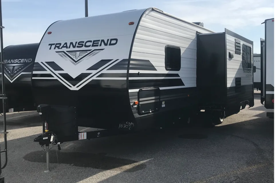 Sarah's and Gavin’s Grand Design Transcend 261BH Travel Trailer