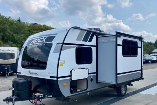 Take It Easy - 2022 Apex Nano 19’ Off Grid Travel Trailer