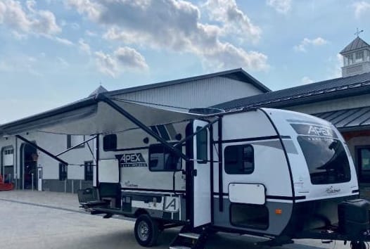 Take It Easy - 2022 Apex Nano 19’ Off Grid Travel Trailer