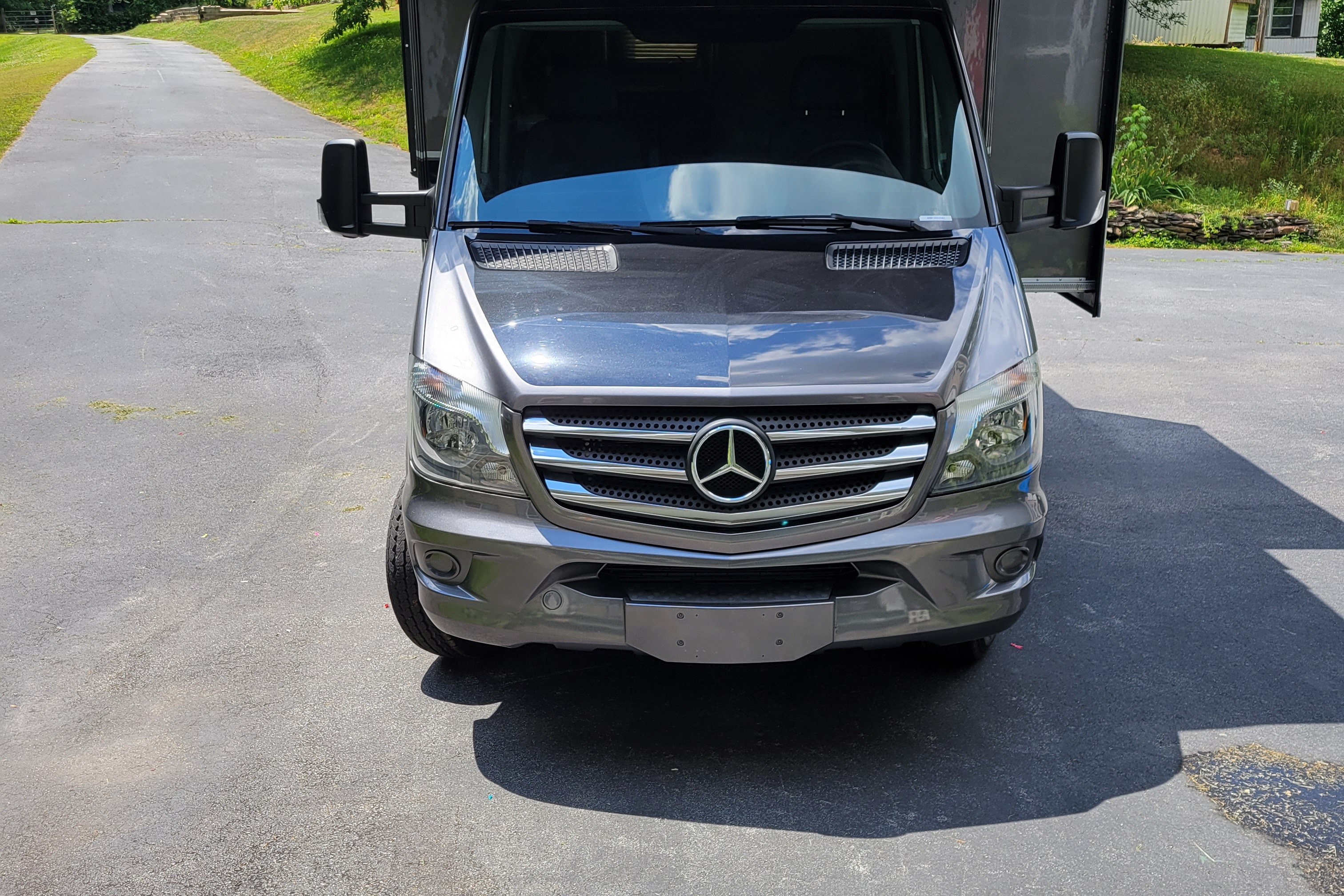 Dustin's Thor Motor Coach Jayco Melbourne 24M Class B