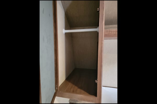 Thorne's Coleman Lantern Travel Trailer