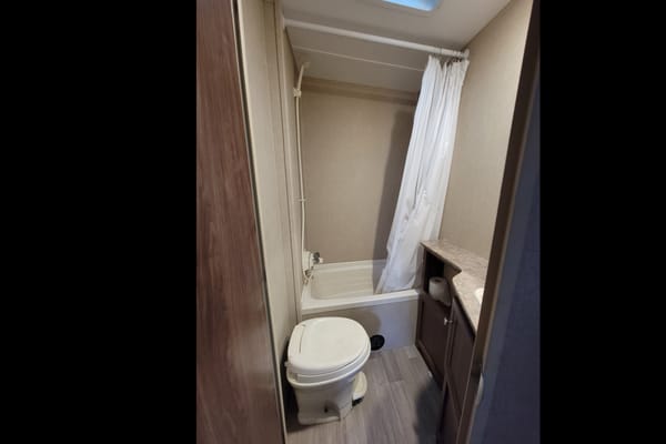 Thorne's Coleman Lantern Travel Trailer