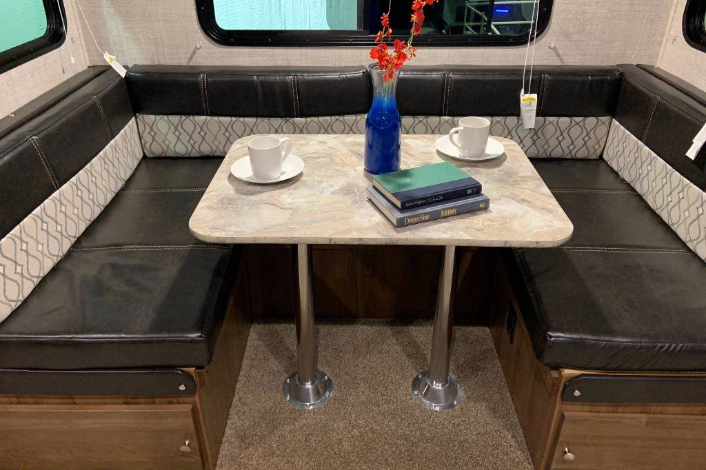 Fully Loaded Gulf Stream Kingsport Ranch Edition 25BHS