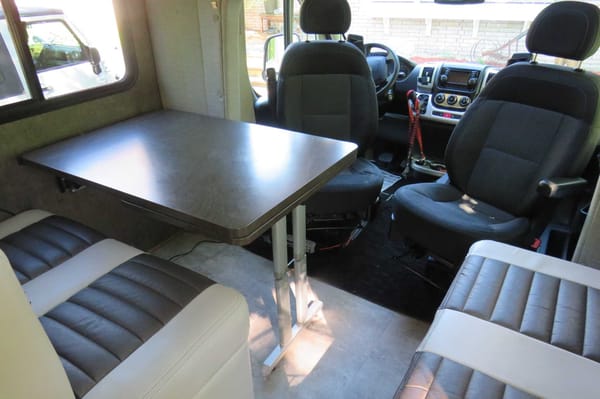 Beautiful diesel camper!