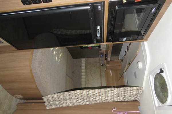 Beautiful diesel camper!