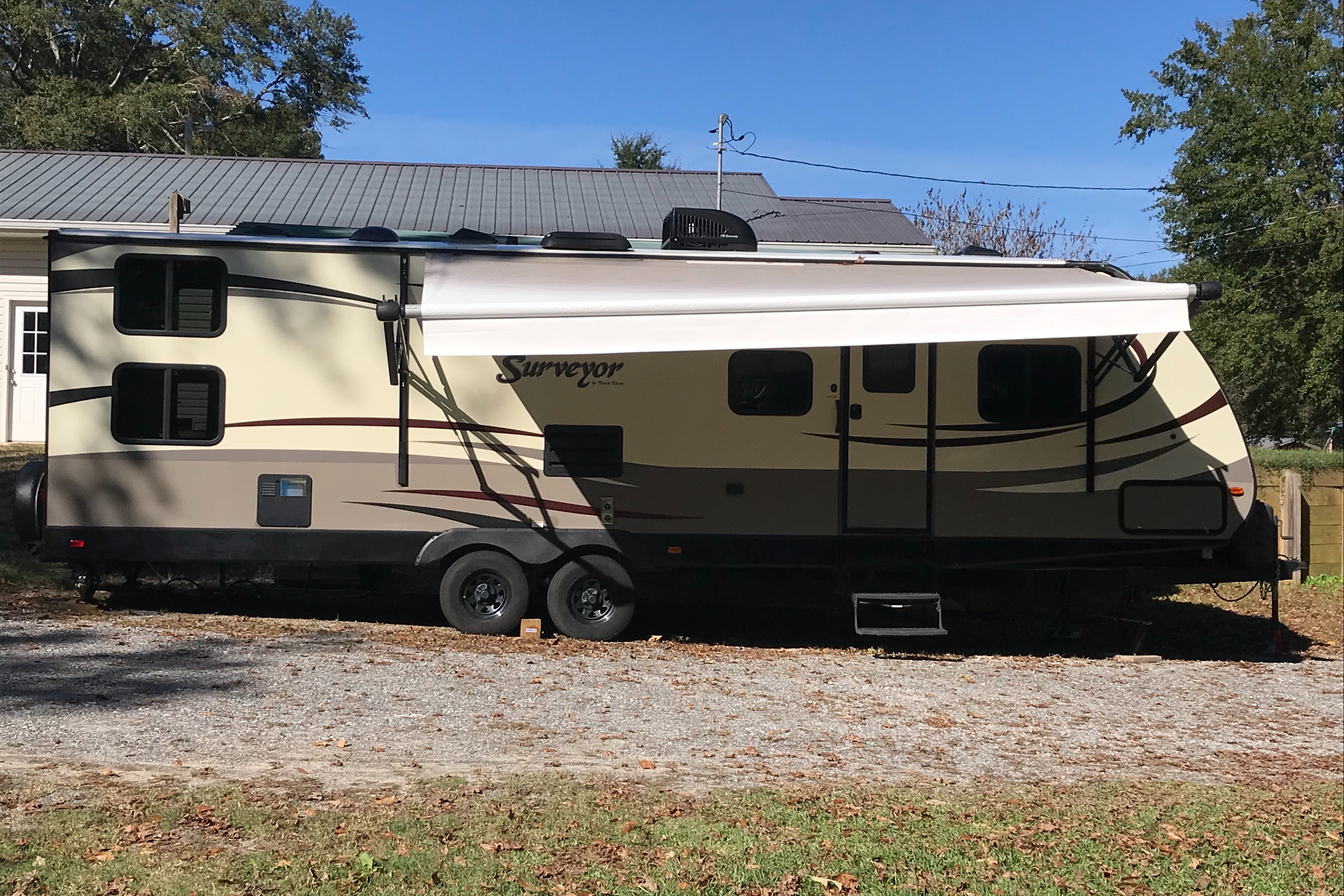 Dallas's Forest River surveyor 294Qble Travel Trailer Wind Creek, Talladega, Auburn, Cheaha