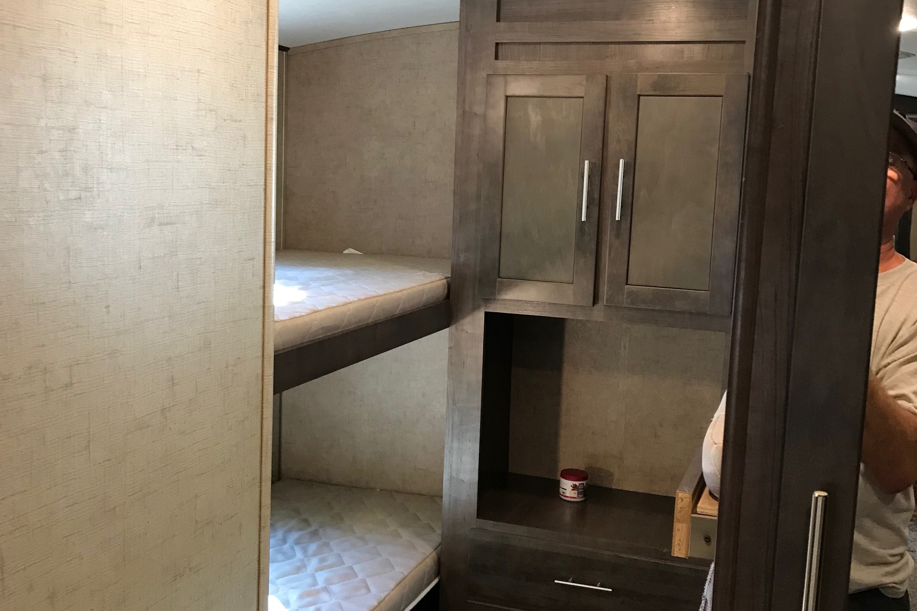 Dallas's Forest River surveyor 294Qble Travel Trailer Wind Creek, Talladega, Auburn, Cheaha