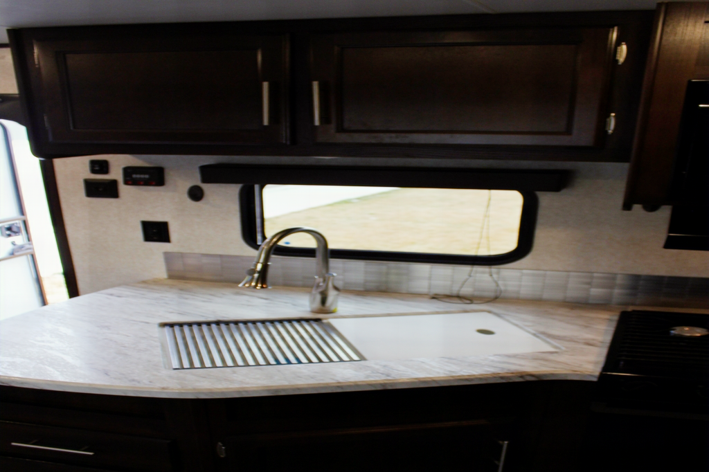 2019 Jayco Jay Flight SLX Rocky Mountain Edition 