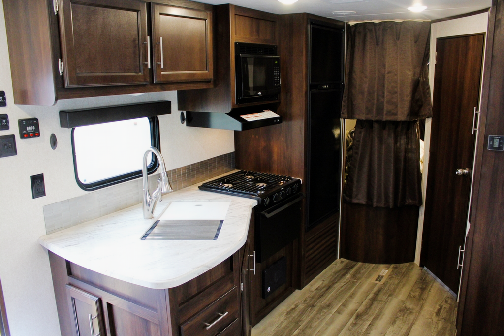 2019 Jayco Jay Flight SLX Rocky Mountain Edition 