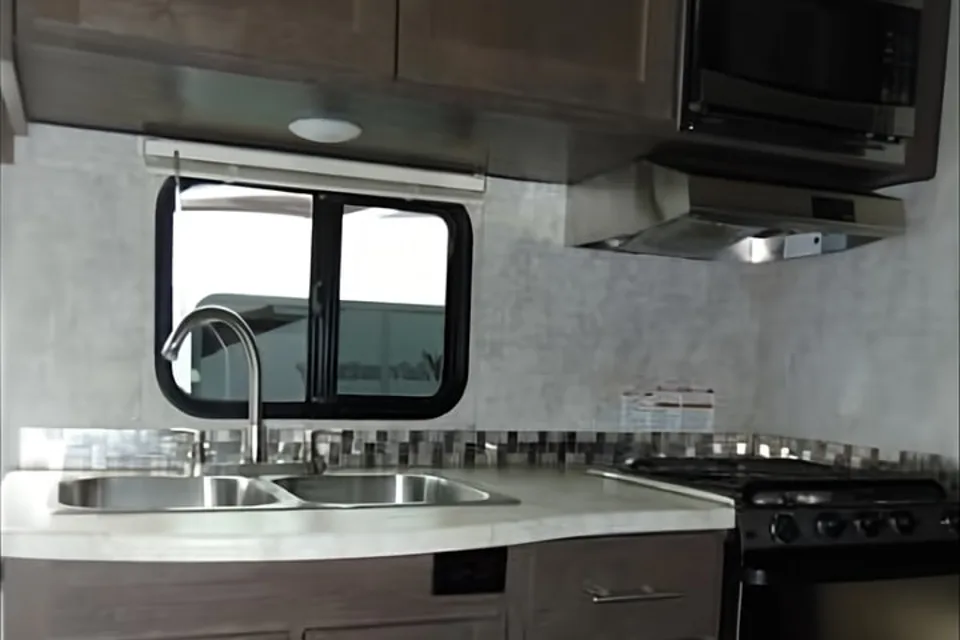 Twilight 2018 Motorhome 24'