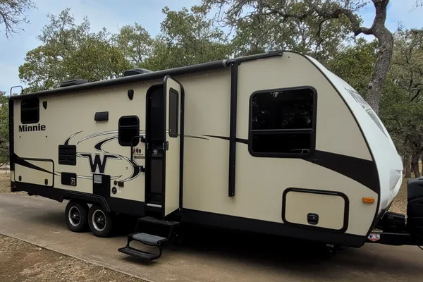 South Tejas RV Rentals-Minnie