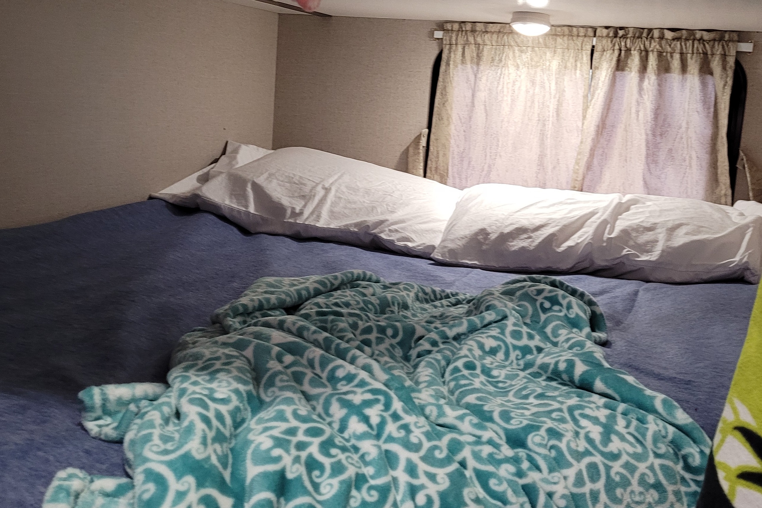 South Tejas RV Rentals-Minnie 