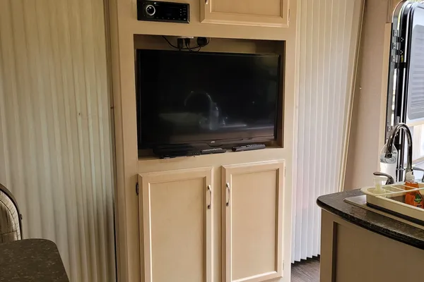 South Tejas RV Rentals-Minnie