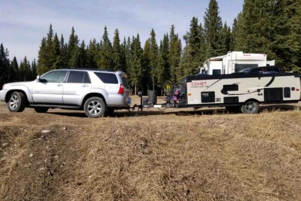 A FRAME POP-UP STARCRAFT COMET 1232MD TENT TRAILER