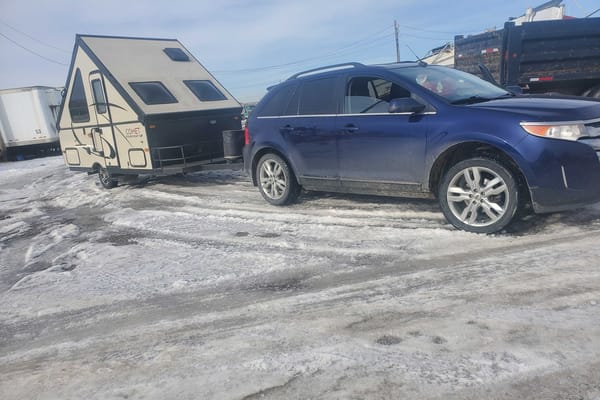 A FRAME POP-UP STARCRAFT COMET 1232MD TENT TRAILER