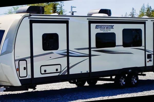 Sport trek 343VBH Travel Trailer
