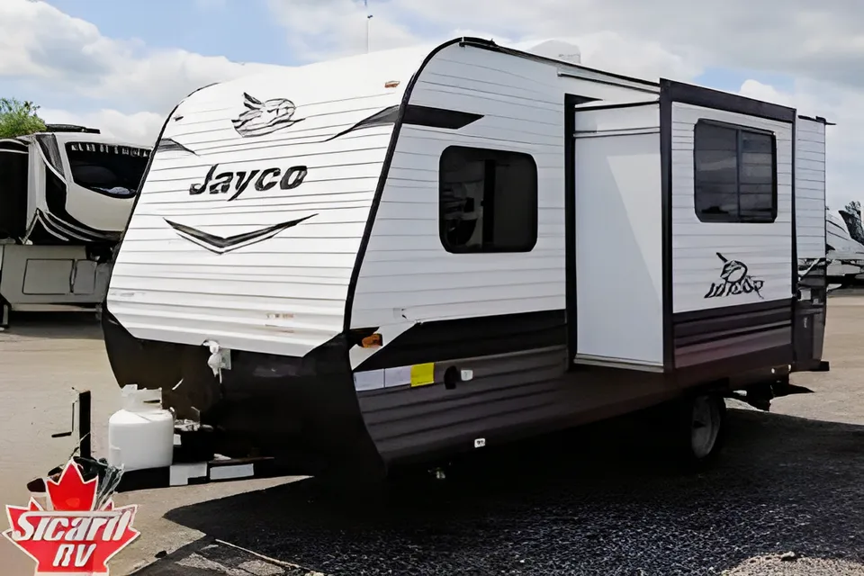 2022 Fun time Jayco 184BS Travel Trailer sleep 6 Mini Van Towable