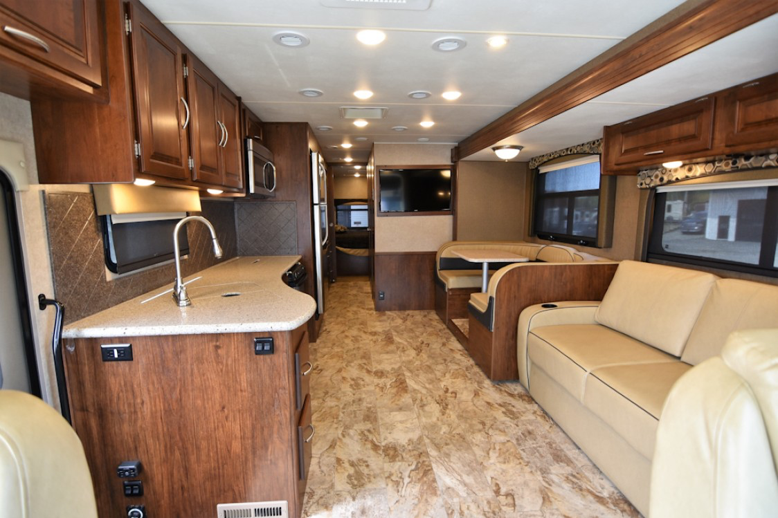 Coachman Mirada 35KB 2016 / LAVY est un rêve!