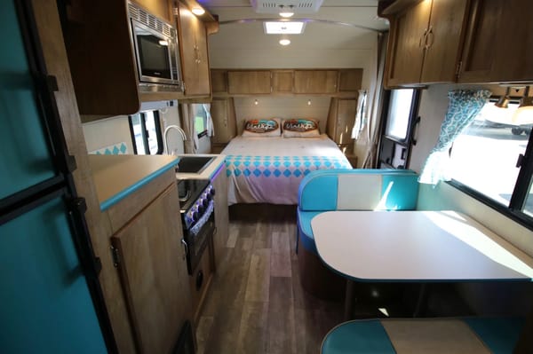 Ruthy the Vintage Cruiser - Travel Trailer by Gulf Stream