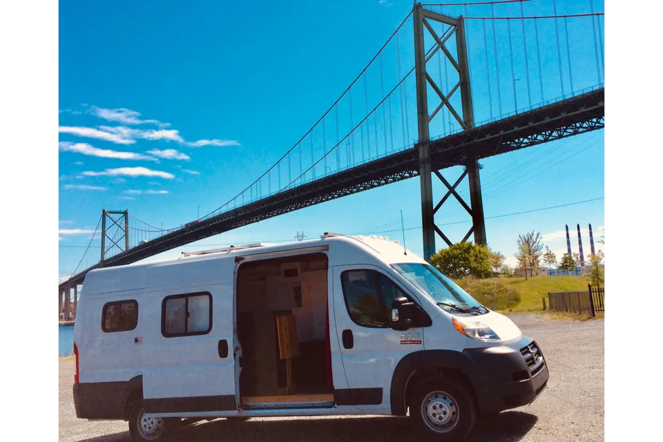 Vanlife_in_the-Maritimes