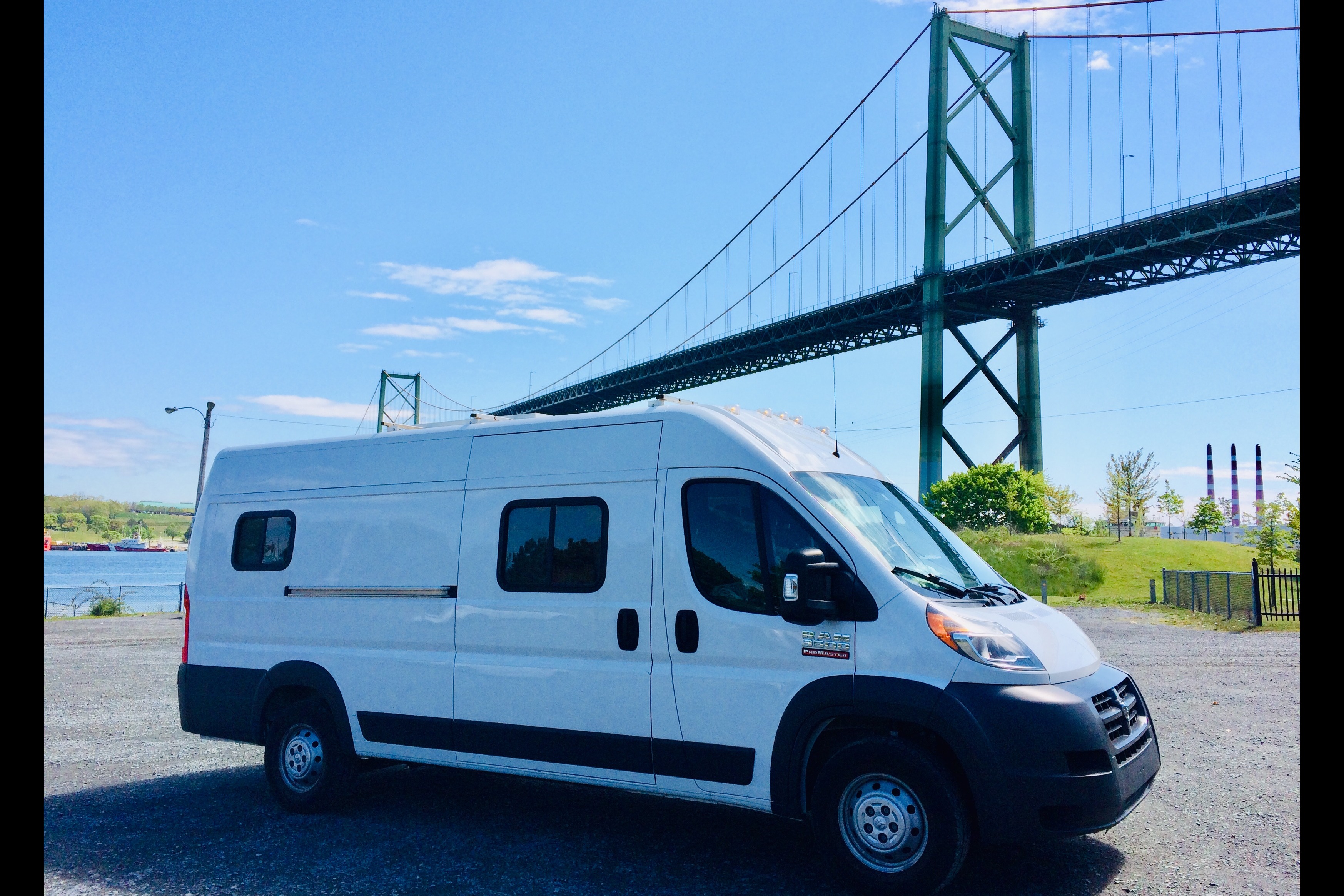 Vanlife_in_the-Maritimes