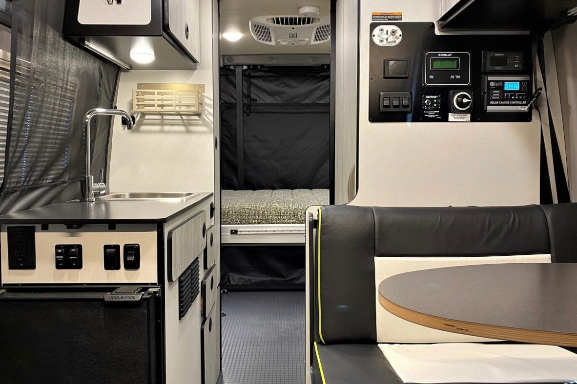 Mercedes Winnebago Revel  